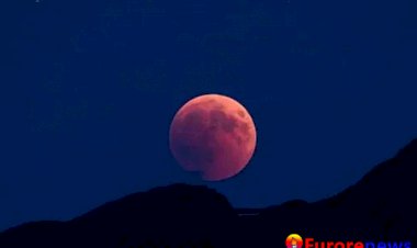 Watch Friday's 'Strawberry Moon' Darken With a Partial Penumbral Eclipse